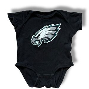 Philadelphia Eagles Black Infant Bodysuit size 3-6 months Unisex
